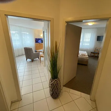 Jette Mit Balkon ツェンピン