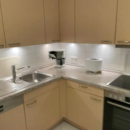 Jette Mit Balkon ツェンピン