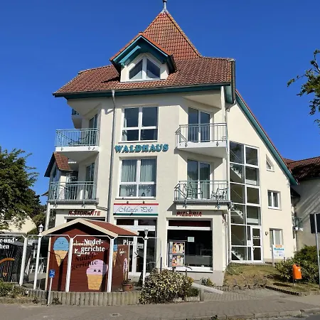 Jette Mit Balkon * Zempin