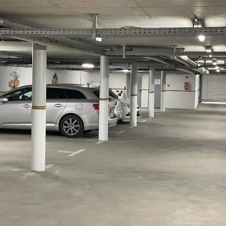 Jette Mit Balkon アパート