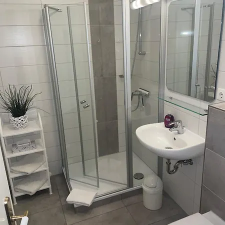 Jette Mit Balkon Zempin