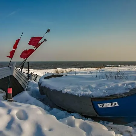 Jette Mit Balkon アパート